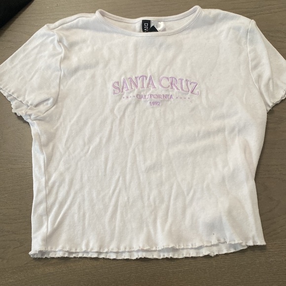 H&M Santa Cruz Graphic Baby Tee - Picture 2 of 4